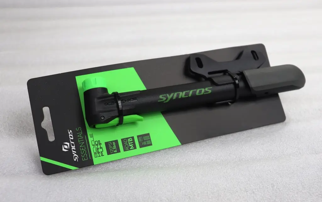 BOMBA SYNCROS ESSENTIALS